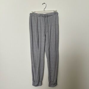 Women’s TAHARI striped gray and white knit lounge/jogging pants SP